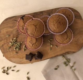 muffins-de-cardamomo-con-chocolate