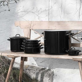 CACEROLA ESMALTADA NEGRA CON ASAS 0.5 L 12 CM2.jpg